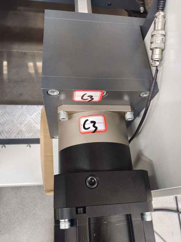 Solute Glue Golfkartonnen maplijmmachine 420 mm-1900 mm mapplakmachine