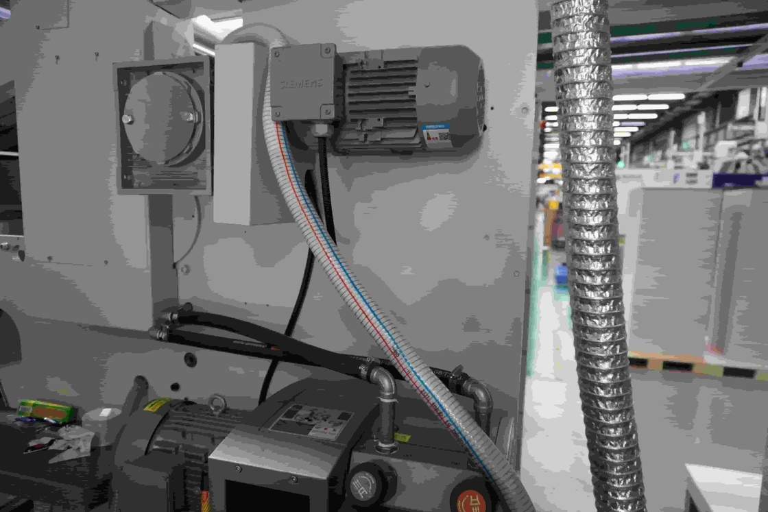 Hoge precisie kartonlamineermachine met ±0,5 mm nauwkeurigheid en 100-800 g/m2 dikte van het bovenste papier