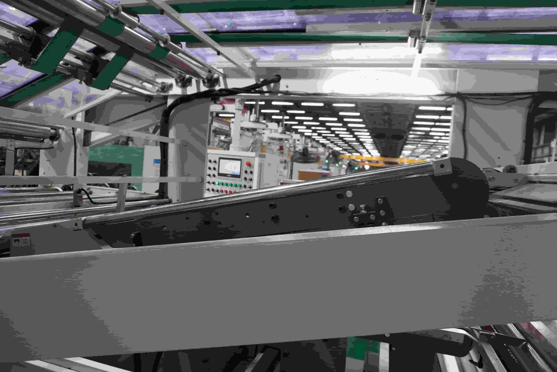 Hoge precisie kartonlamineermachine met ±0,5 mm nauwkeurigheid en 100-800 g/m2 dikte van het bovenste papier